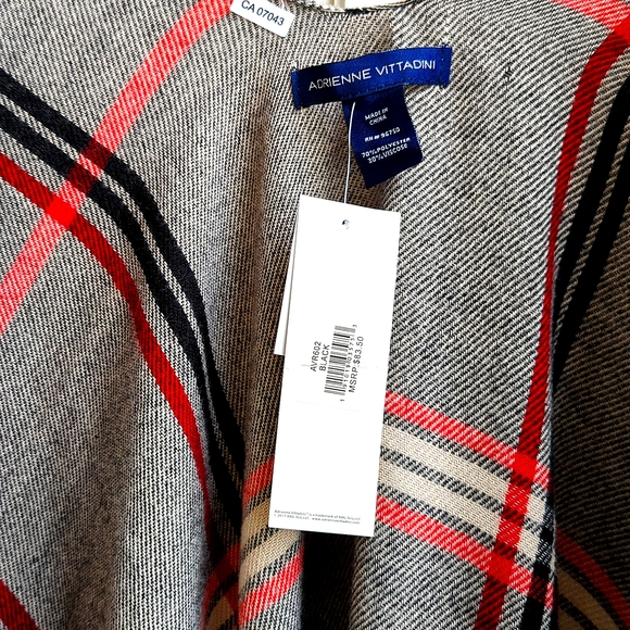NWT Adrienne Vittadini Shawl - Picture 4 of 5